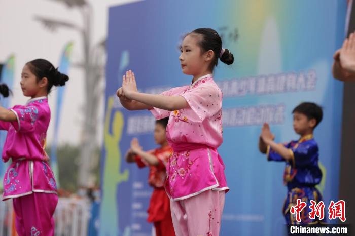 2024年北京启动奔跑吧少年青少年体育健身大会，