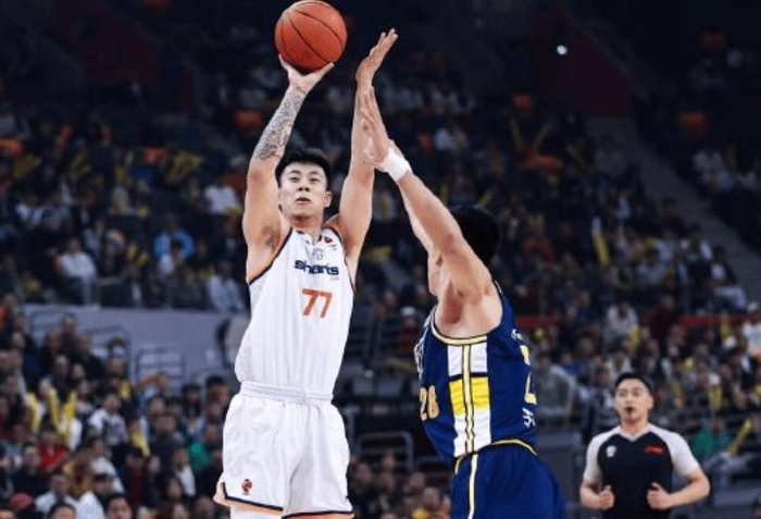 广东队第二阶段首战遭新疆逆转 18分大败暴露短