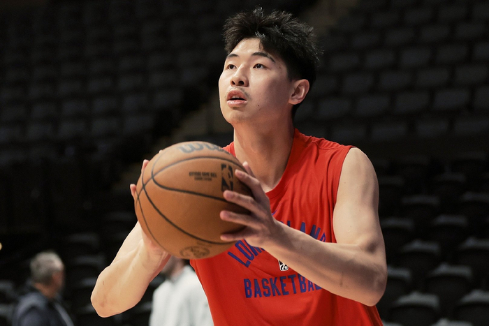 广东队第二阶段首战遭新疆逆转 18分大败暴露短