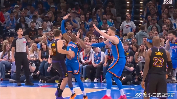 湖人惨败雷霆创耻辱纪录 东契奇伤退分差达45分