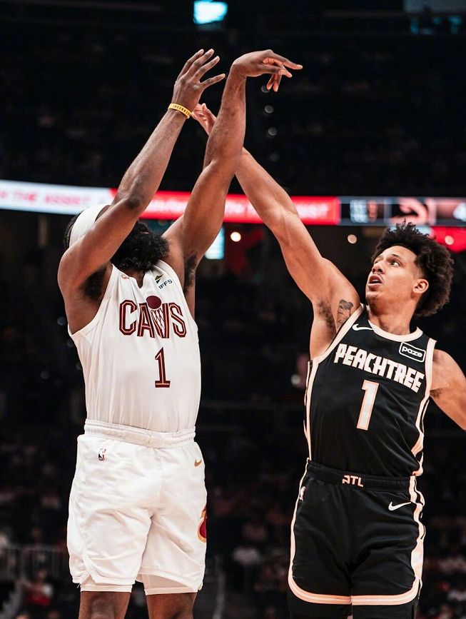 丹尼尔斯三双助老鹰逆转骑士终结连胜