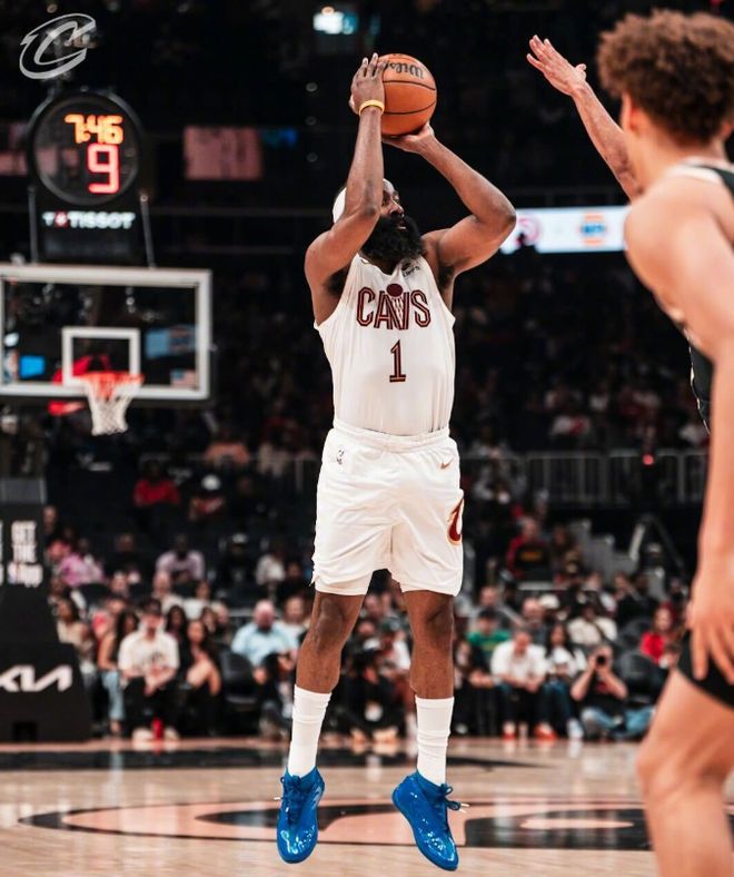 丹尼尔斯三双助老鹰逆转骑士终结连胜