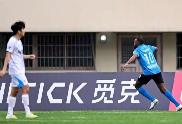 宁波队主帅杨林下课 球迷呼吁李霄鹏接手保级