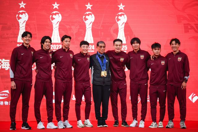 王燊超绝杀助海港积分转正 崇明老将成冠军基石