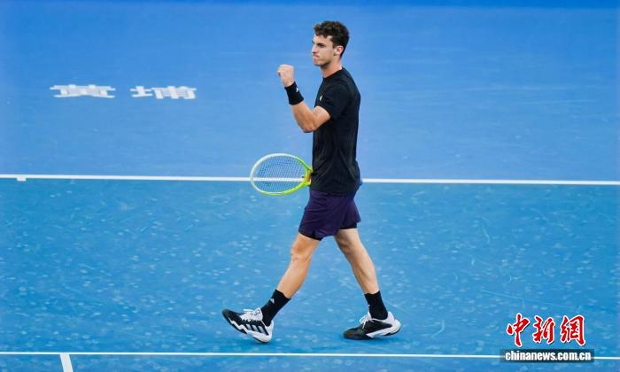 阿根廷名将塞伦多洛首夺黄埔赛冠军 排名飙升