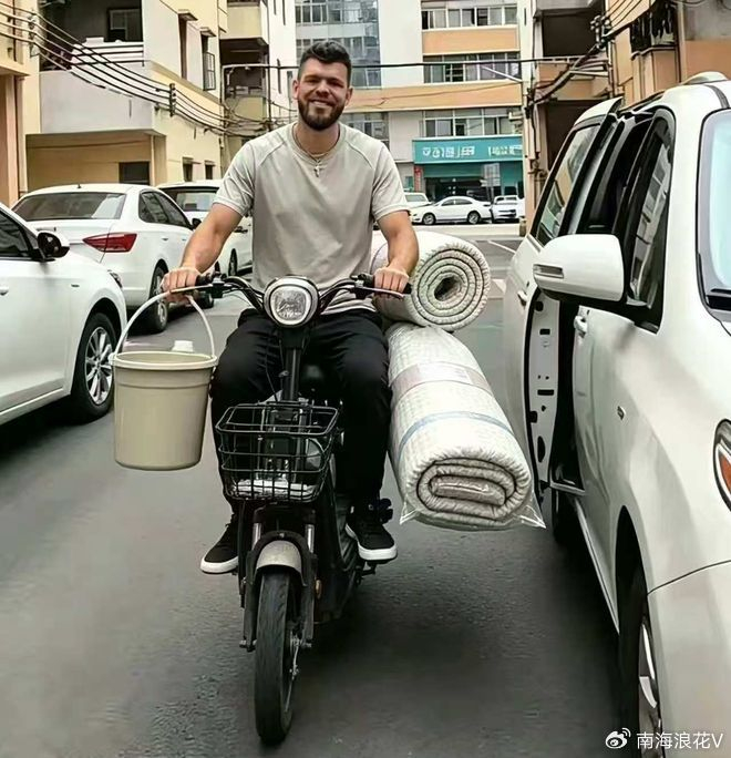 广东男篮签新外援补强内线 2米11中锋抵莞备战争