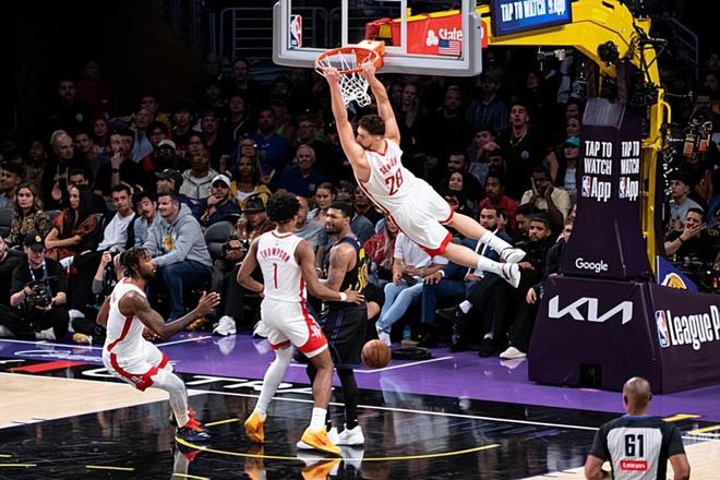 湖人两连胜奠定系列赛优势 申京低效表现暴露火